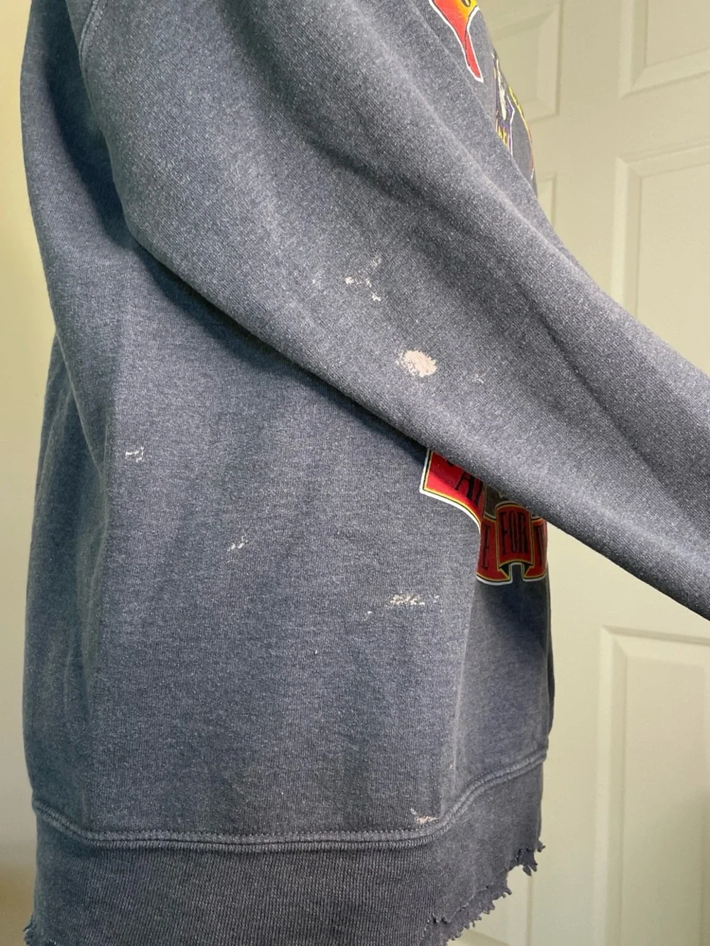 Guns N Roses Raw Hem Long Sleeve Gildan Sweater Size Small